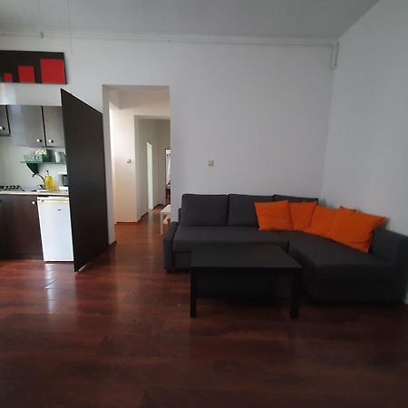 Unirii Guest Apartment Bucharest Luaran gambar