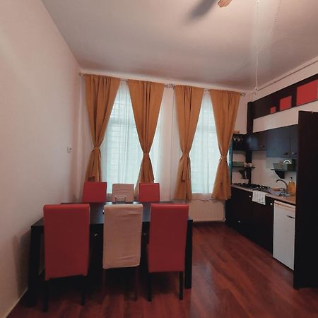 Unirii Guest Apartment Bucharest Luaran gambar