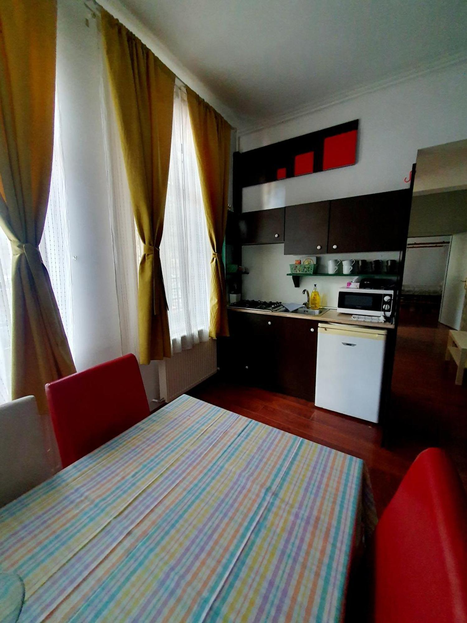 Unirii Guest Apartment Bucharest Luaran gambar