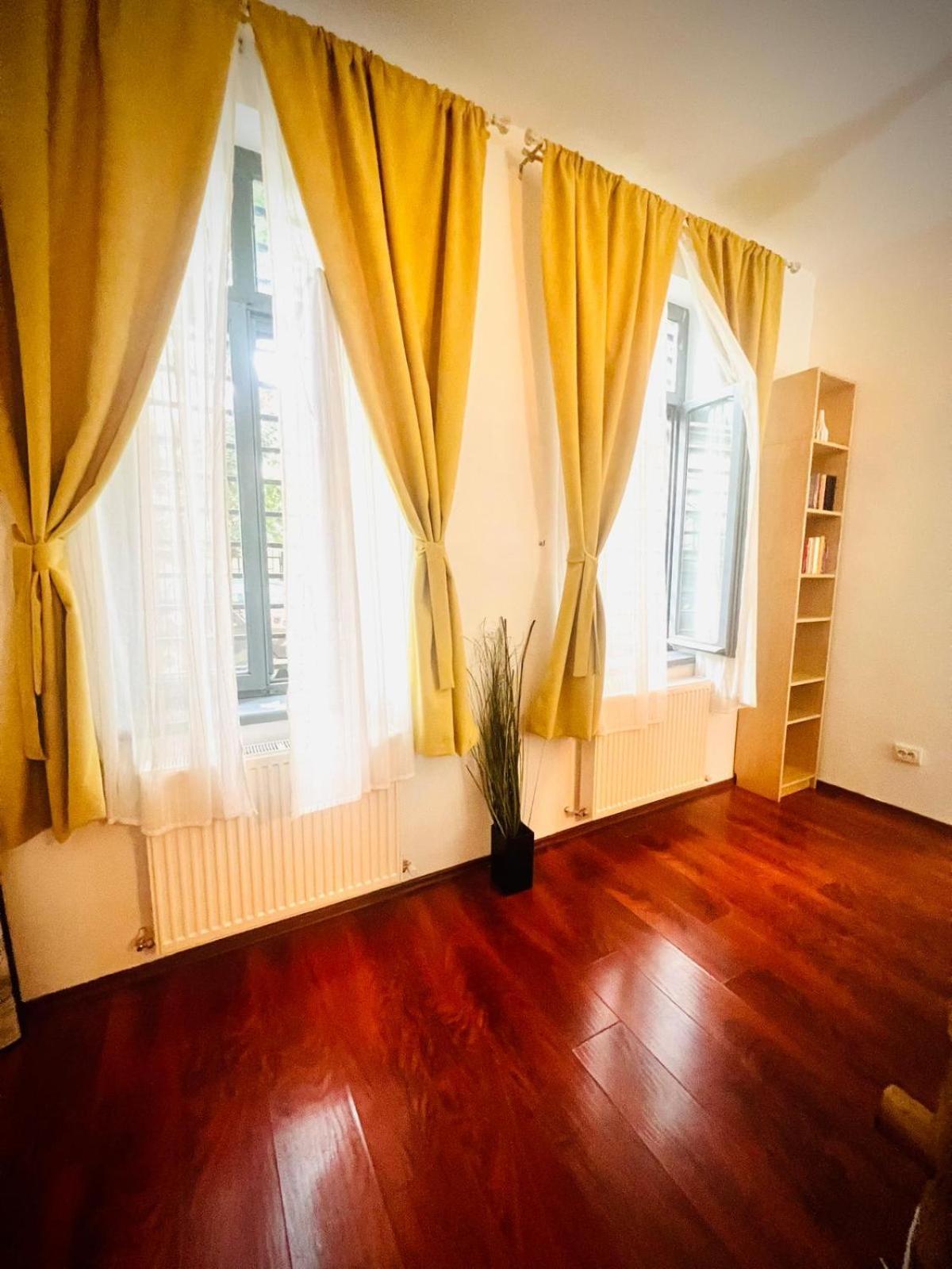 Unirii Guest Apartment Bucharest Luaran gambar